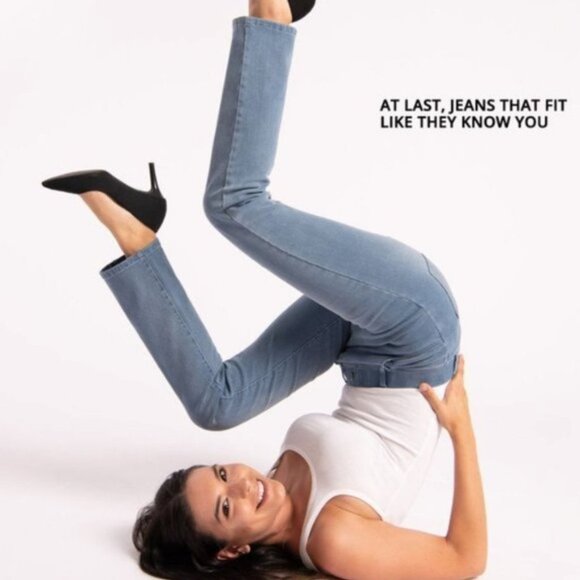 Women's BETABRAND Yoga Denim Pull-On Straight Leg Jeans | Size XL Short - Picture 3 of 11